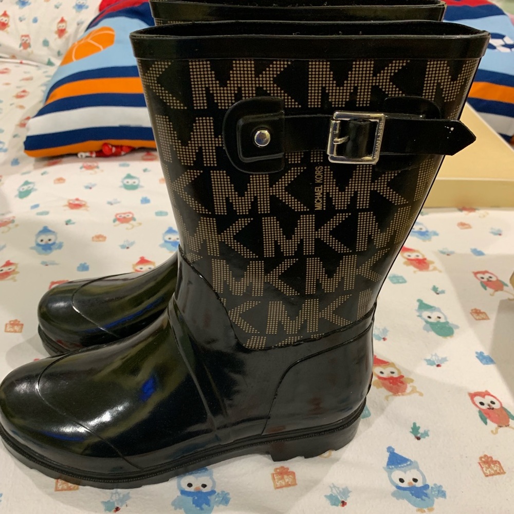 Michael Kors Rain Boots with Box
